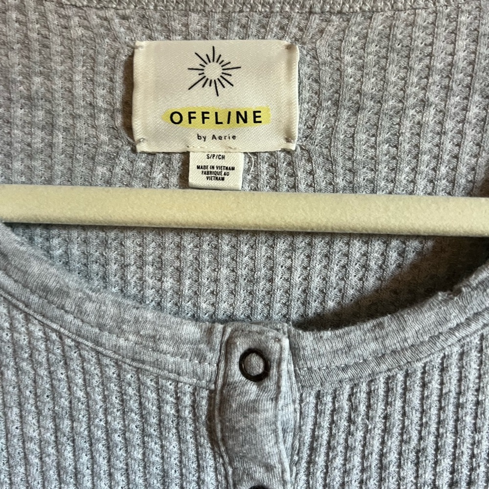 Aerie Light Gray Button Down Shirt - Picture 4 of 5